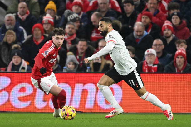 伦在现代足 伦在现代足